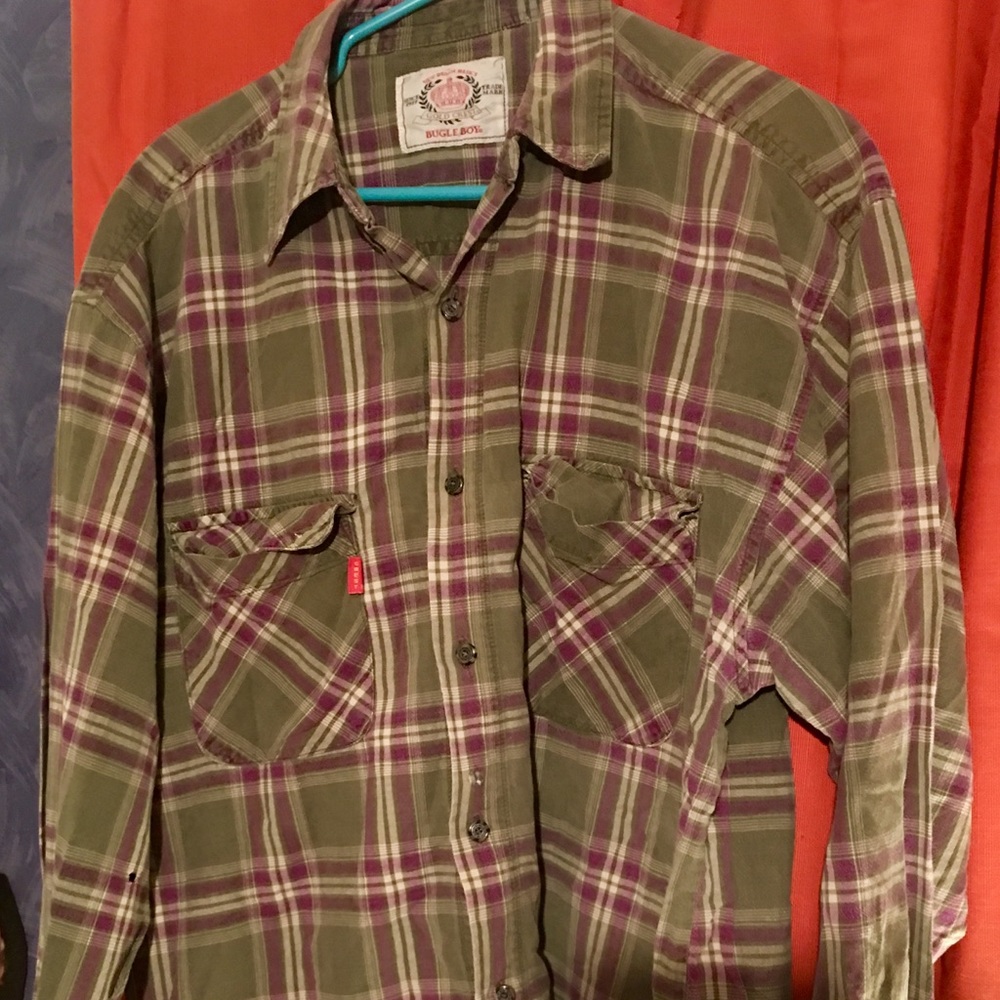 Gold crest button down flannel
